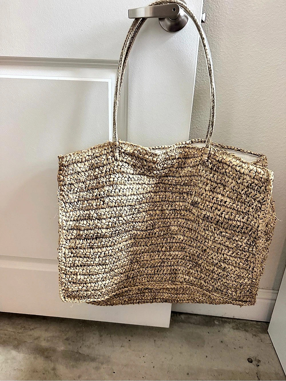 STYLE PARK XXL Woven Tote in Tan & White